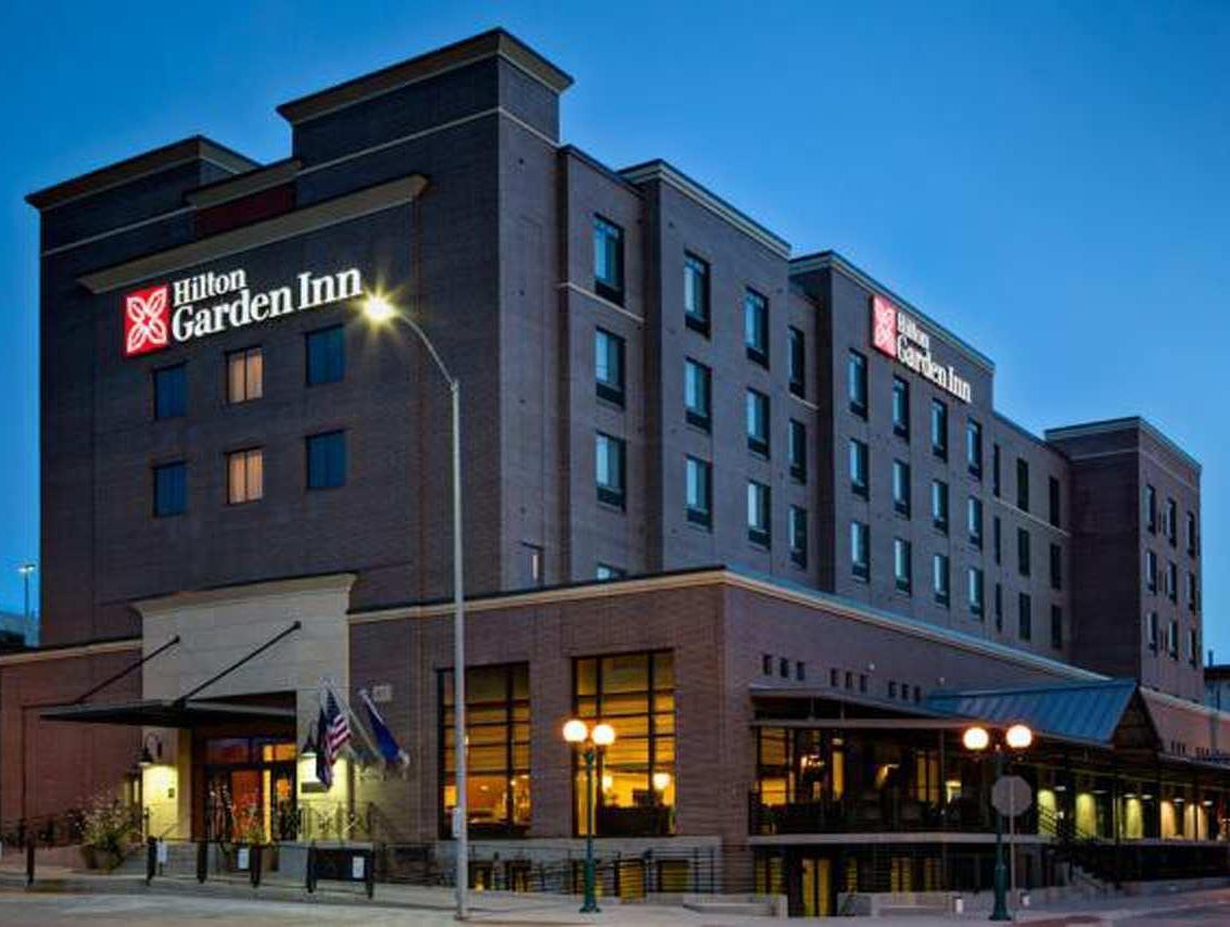 Hilton Garden Inn Lincoln Downtown/Haymarket Bagian luar foto